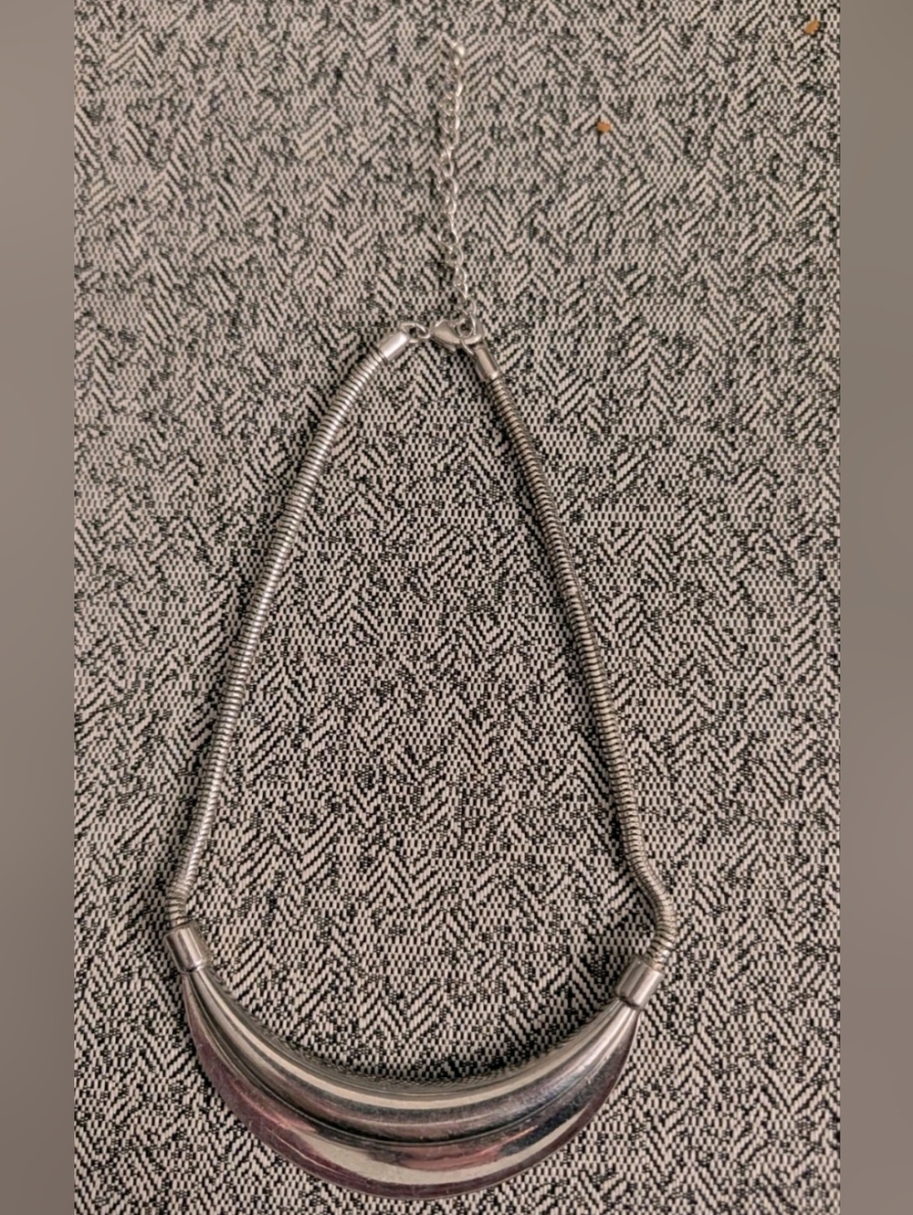 Silver Tone Metal Bib Necklace Crescent Pendant Snake Chain Lobster Clasp